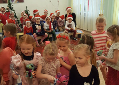 Weihnachtsgaben im Kindergarten Radestele Klaipeda 8
