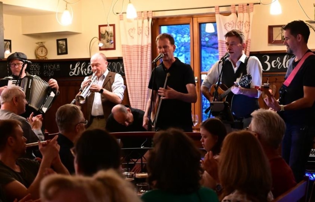 Bild von Paddy Whack im Donaukurier Schrobenhausen - Waidhofener Wirtshaus wird zum Pub